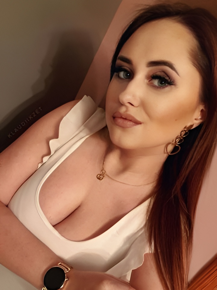 Виргиния привлекательная девушка из Дзержинска цена от 1500 руб