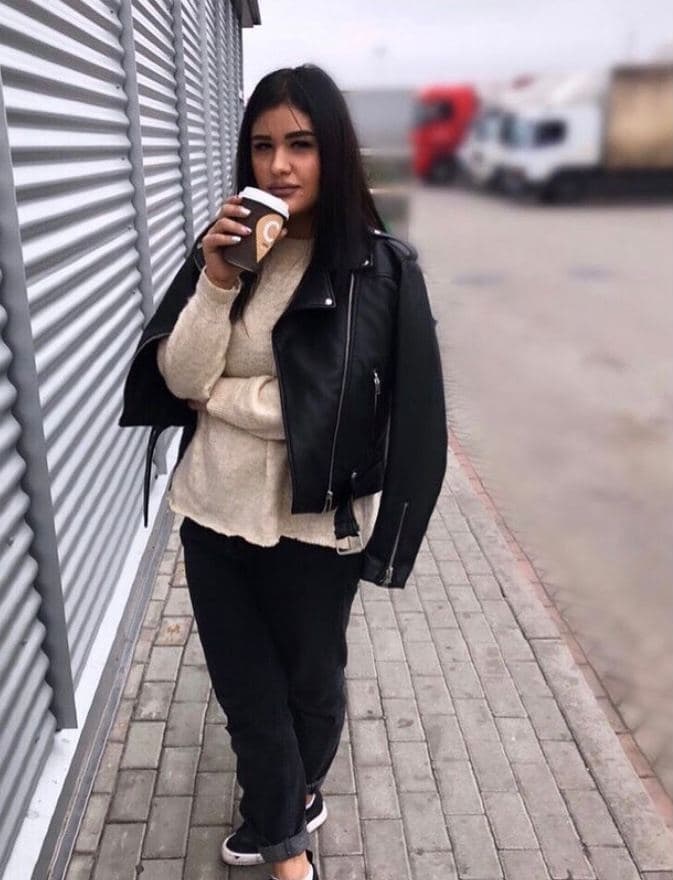 🎥 Алина привлекательная девушка из Дзержинска цена от 5000 руб